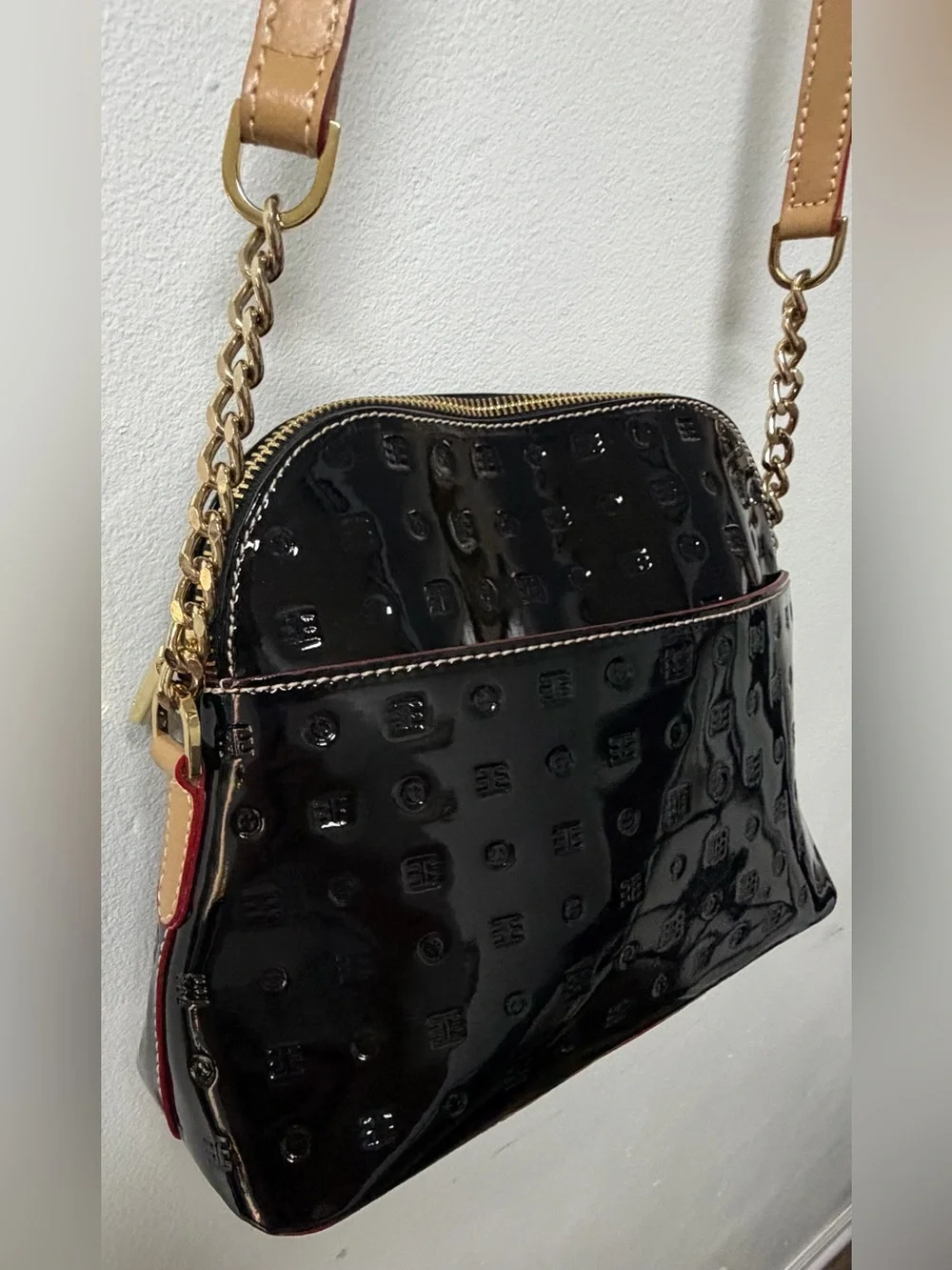 Arcadia Patent Leather Crossbody Purse Bag in Black